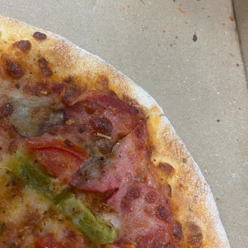 Domino's Pizza Geç Gelen Sipariş Ve Hijyen Sorunu