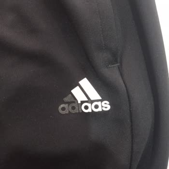 Adidas Baskısı Söküldü Firma Yardımcı Olmadı