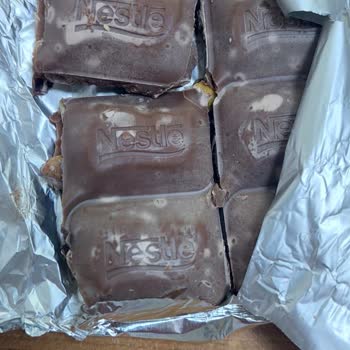 Nestle Damak Çikolata Renk Ve Tadı Farklı