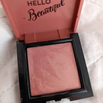 Pastel Kozmetik Pastel Krem Aldığımın Üstünde Noktalar Çıktı