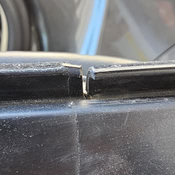 Ford Focus Plastik Aksamı Çok Kalitesiz
