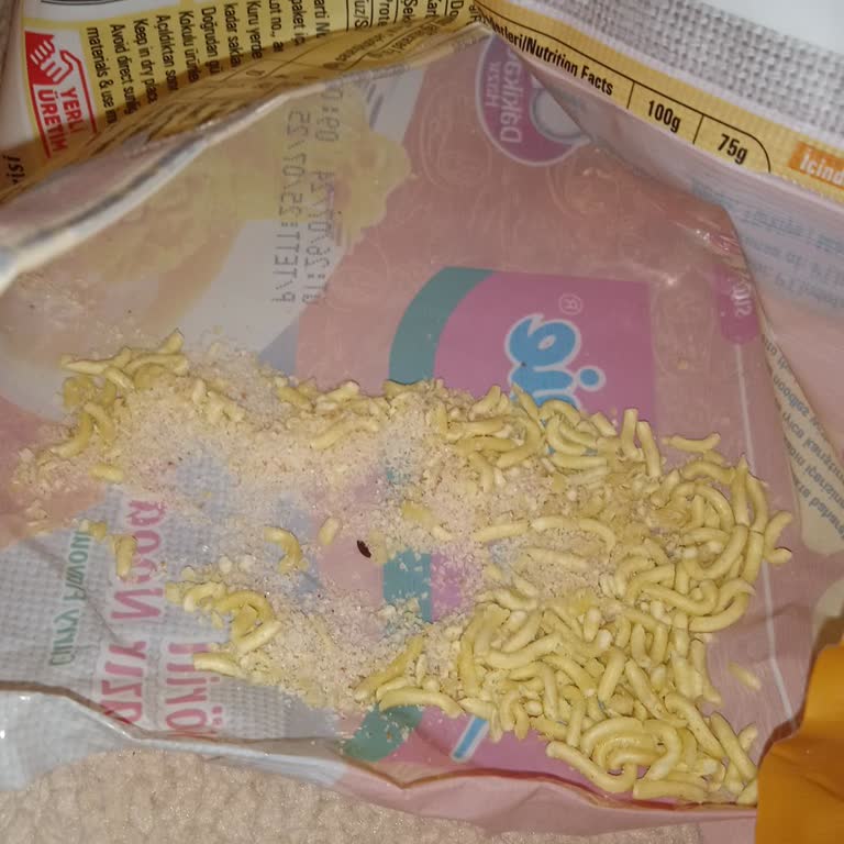 İndomie Şok Marketten Alınan Üründe Hijyen Sorunu