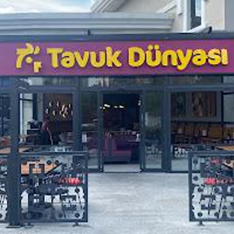 ArenaPark AVM Tavuk Dünyası'nda Kötü Karşılama Ve Hizmet