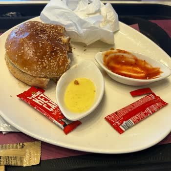 Kafem Konya Profesyonel Olmayan Ve Saygısızca Hizmet