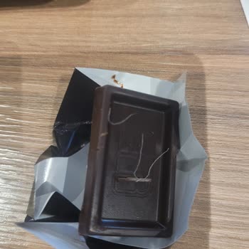 Eti Gıda Eti Karam İçerisinden Çıkan Cisim