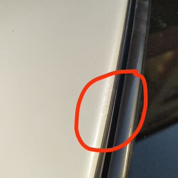 Nissan Qashqai Cam Değişimi Sonrası Boya Kabarması