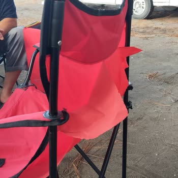 Kamp__sandalyesi (Instagram) Garantili Kruger Kamp Sandalyesi Yırtıldı Satıcı İlgilenmiyor