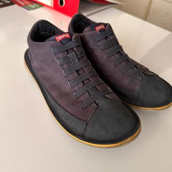 Camper Ayakkabı Renk Solması