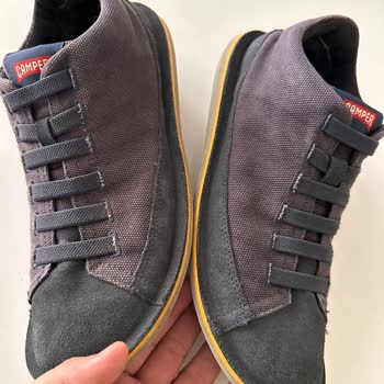 Camper Ayakkabı Renk Solması