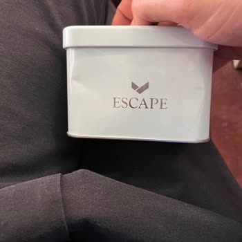 Escape Hasarlı Ürün Göndermeleri Ve İade Oluşturamam