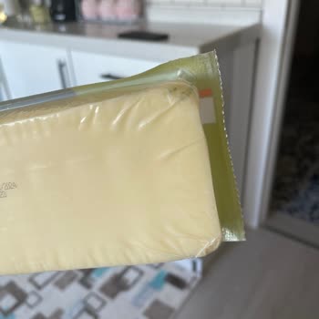 EnBir Süt Taze Aldığım Kaşar Küflü Çıktı