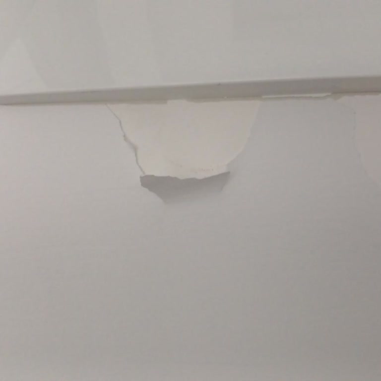 Filli Boya Plastik Gibi Ve Hiç Kullanışlı Değil!