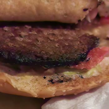 Yanık Burger King Köftesi 0 Hijyen Saygısız Çalışanlar.