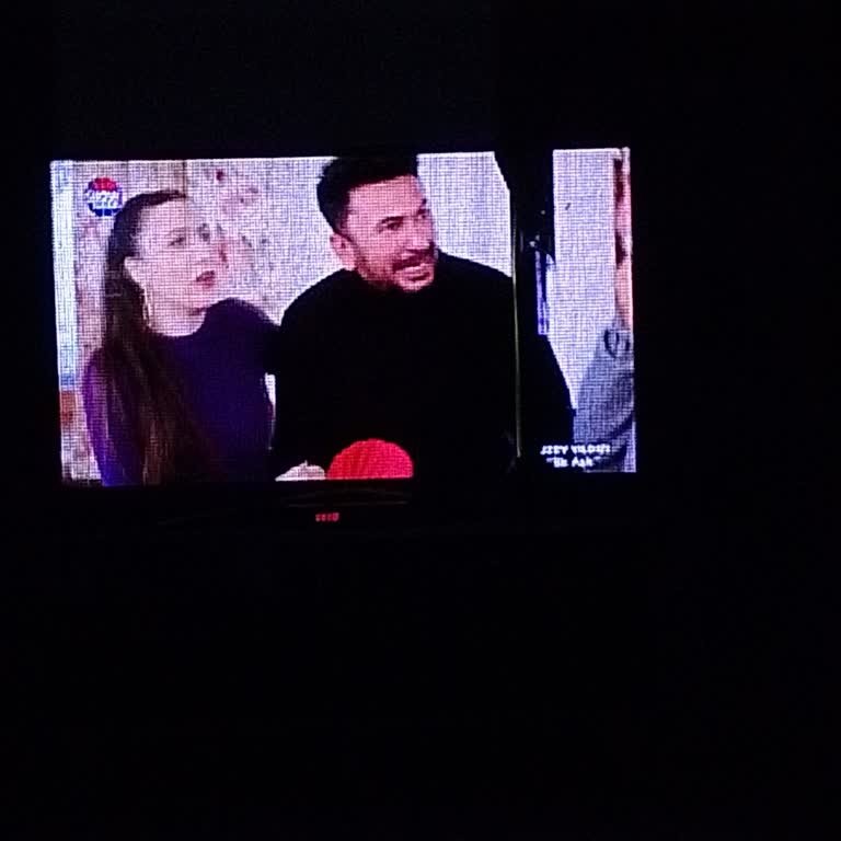 Samsung TV Ekran Sorunu Ve Yüksek Değişim Ücreti