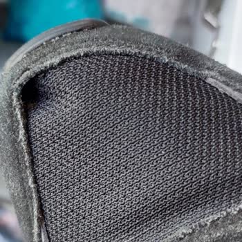 Skechers Ayakkabı Açılma Yaptı