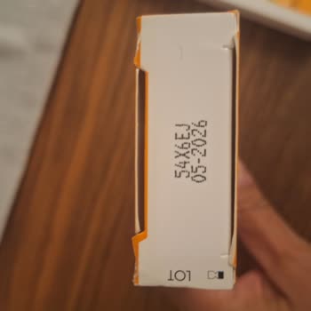 La Roche Posay Anthelios Uvmune 400 Güneş Kremi Orijinallik Şüphesi