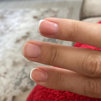 Ufuk Sürmelioğlu Jel Tırnak Hizmetinde Yaşadığım Sorunlar Ve Memnuniyetsizlik