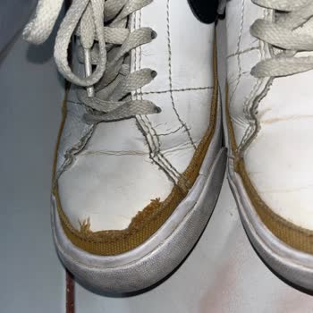 Deichmann Mağazasından Aldığım Ayakkabım İncelemeden Deformeli Geldi
