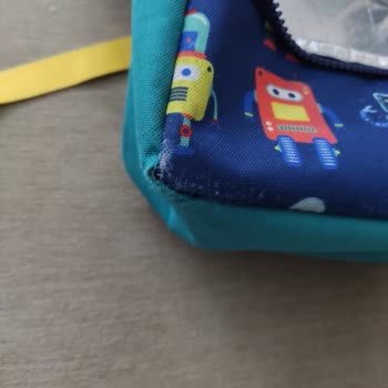 Coral High Okul Çantası Çabuk Yıprandı