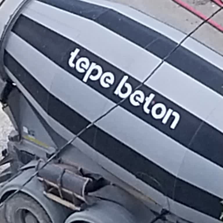 Küçükçekmece'de Ruhsatsız Beton Santrali Ve Halk Sağlığı Tehdidi