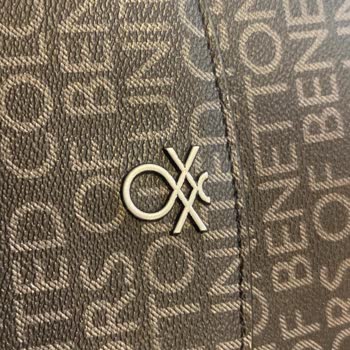 Benetton Çanta Atıklar Ve Küflenme