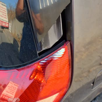 Tüvtürk Muayenede Araç Hasar Gördü