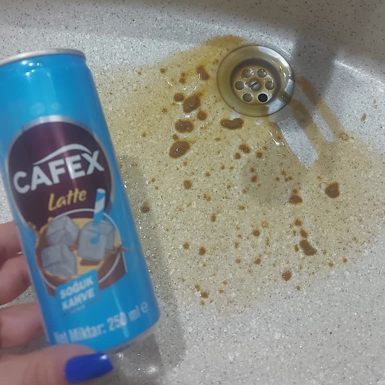 A101 Cafex Soğuk Kahve İçerisinde Şüpheli Madde