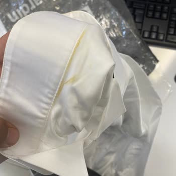 Pierre Cardin Giyim Kullanılmış Kirli Gömlek