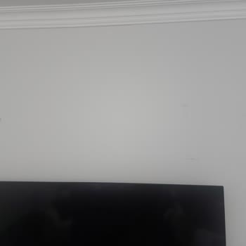 Enza Home TV Ünitesi Üzerime Devrildi