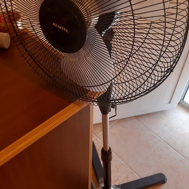 Kumtel Vantilatör Ayakları Kendiliğinden Tek Tek Kırıldı!