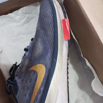 Nike Ürün İntersport Mağazası