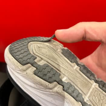 Skechers Ürününe Sahip Çıkmıyor