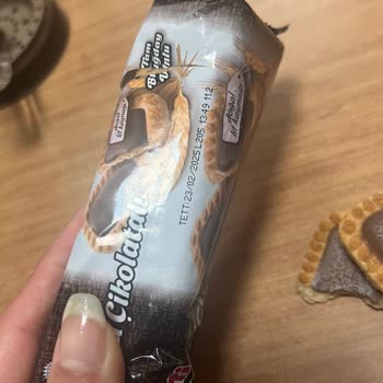 Eti Gıda Eti Sütlü Çikolatalı Bisküvi Bakteri Üremesi!