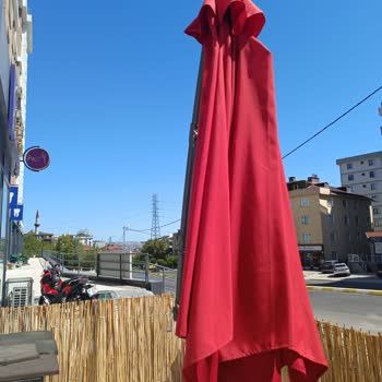 Bauhaus Bahçe Şemsiyesinin İpleri Çürük Çıktı