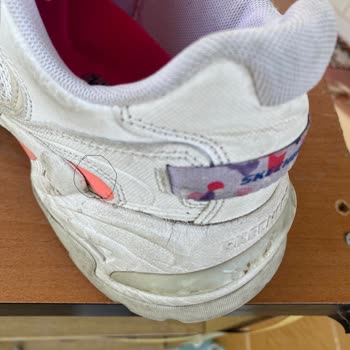 Skechers Ayakkabı 1 Yılda Yıprandı!