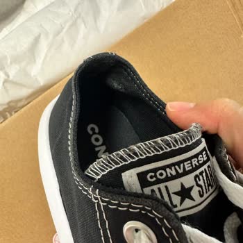 Converse Ayakkabının Kalitesiz Olması