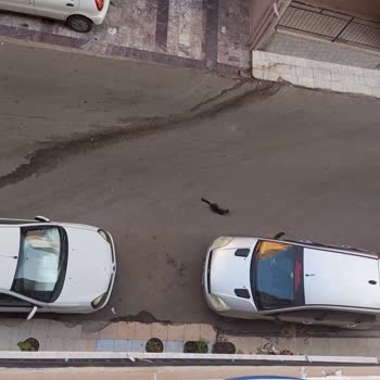 İzmir Gaziemir Belediyesi Sokak Asfaltı Sorunu Nedeniyle Evimi Su Basıyor