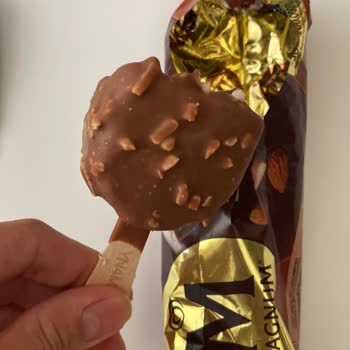Magnum Badem! Paketten Yarım Çıktı!
