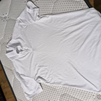 De Facto'dan Aldığım Ürün Yırtık Çıktı