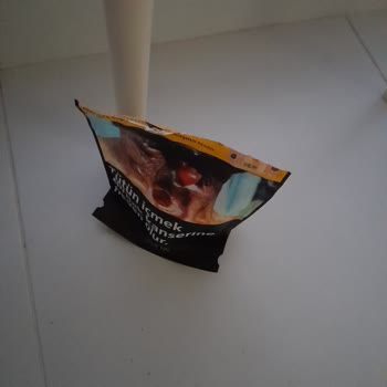 JTI Camel Yellow Yabancı Cisim