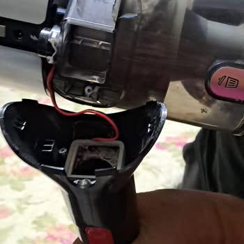 Arnica Küçük Ev Aletleri Şarjlı Süpürge Kırılması