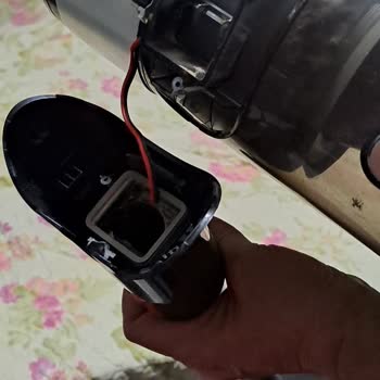 Arnica Küçük Ev Aletleri Şarjlı Süpürge Kırılması