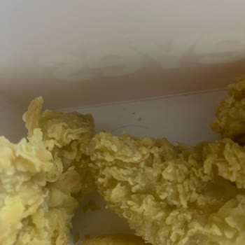 Popeyes Kıl Çıktı Pis Restoran