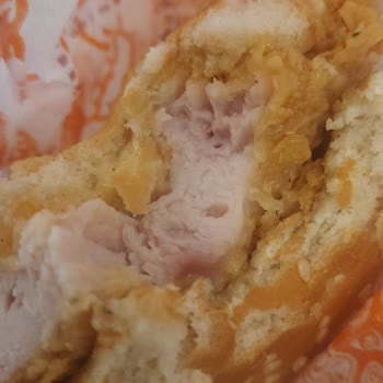 Popeyes Çiğ Et Vermesi