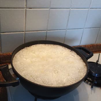 Biryağ Aşırı Derecede Köpürüyor