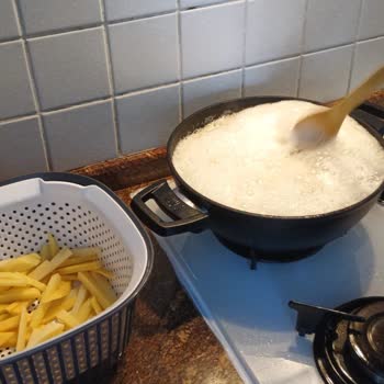 Biryağ Aşırı Derecede Köpürüyor