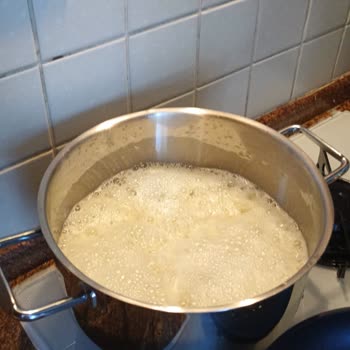 Biryağ Aşırı Derecede Köpürüyor