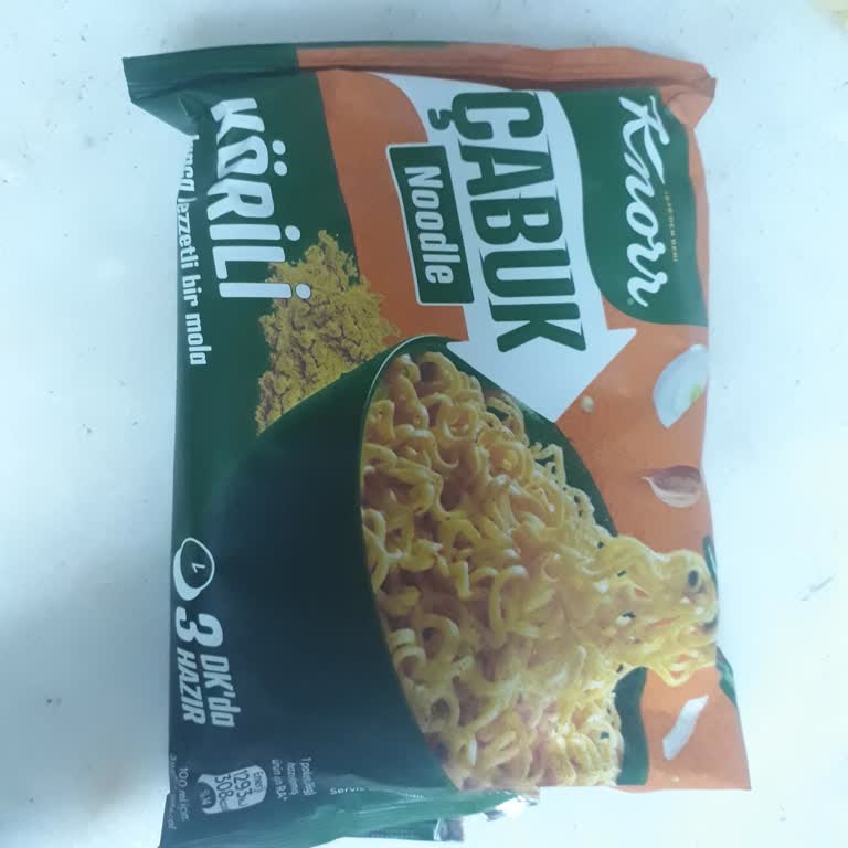 Knorr Noodle'da Dayanılmaz Plastik Koku Ve Kötü Tat