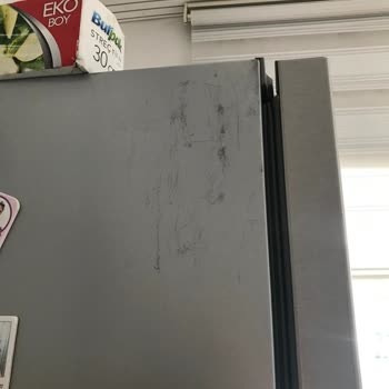 Yetkili Servis Buzdolabımı Hasarlı Teslim Etti