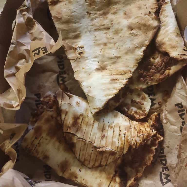 Yemeksepeti Eksik Ve Yanık Lahmacun Siparişi
